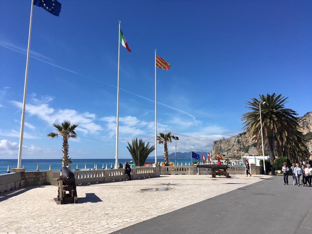 Hotel Europa Finale Ligure Extérieur photo
